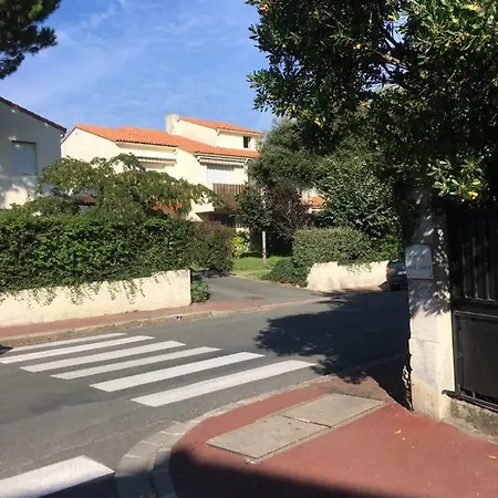 Studio Plage Royan Apartment *